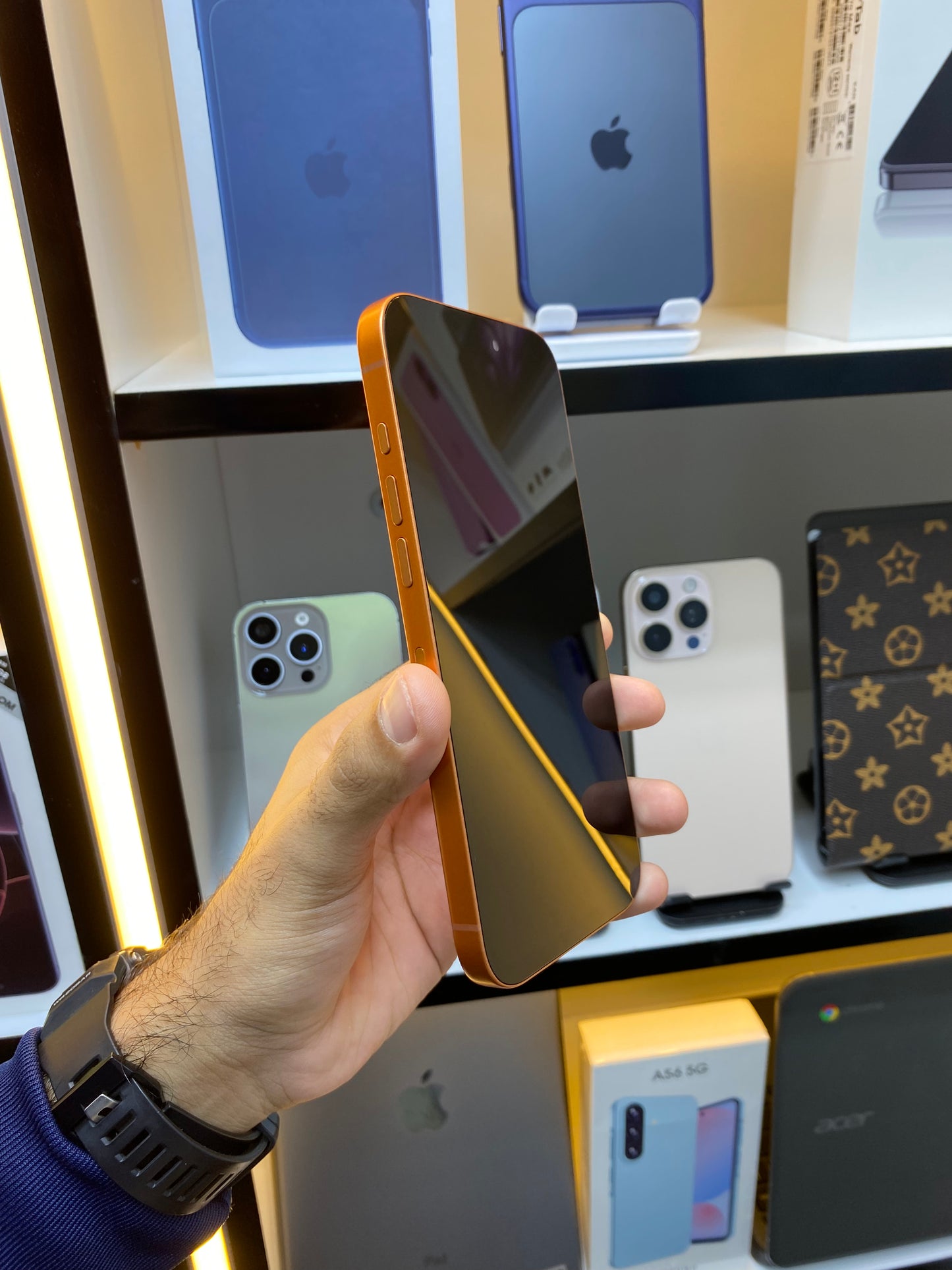 Iphone 17 Pro Max | Master Clone | One Year Warranty