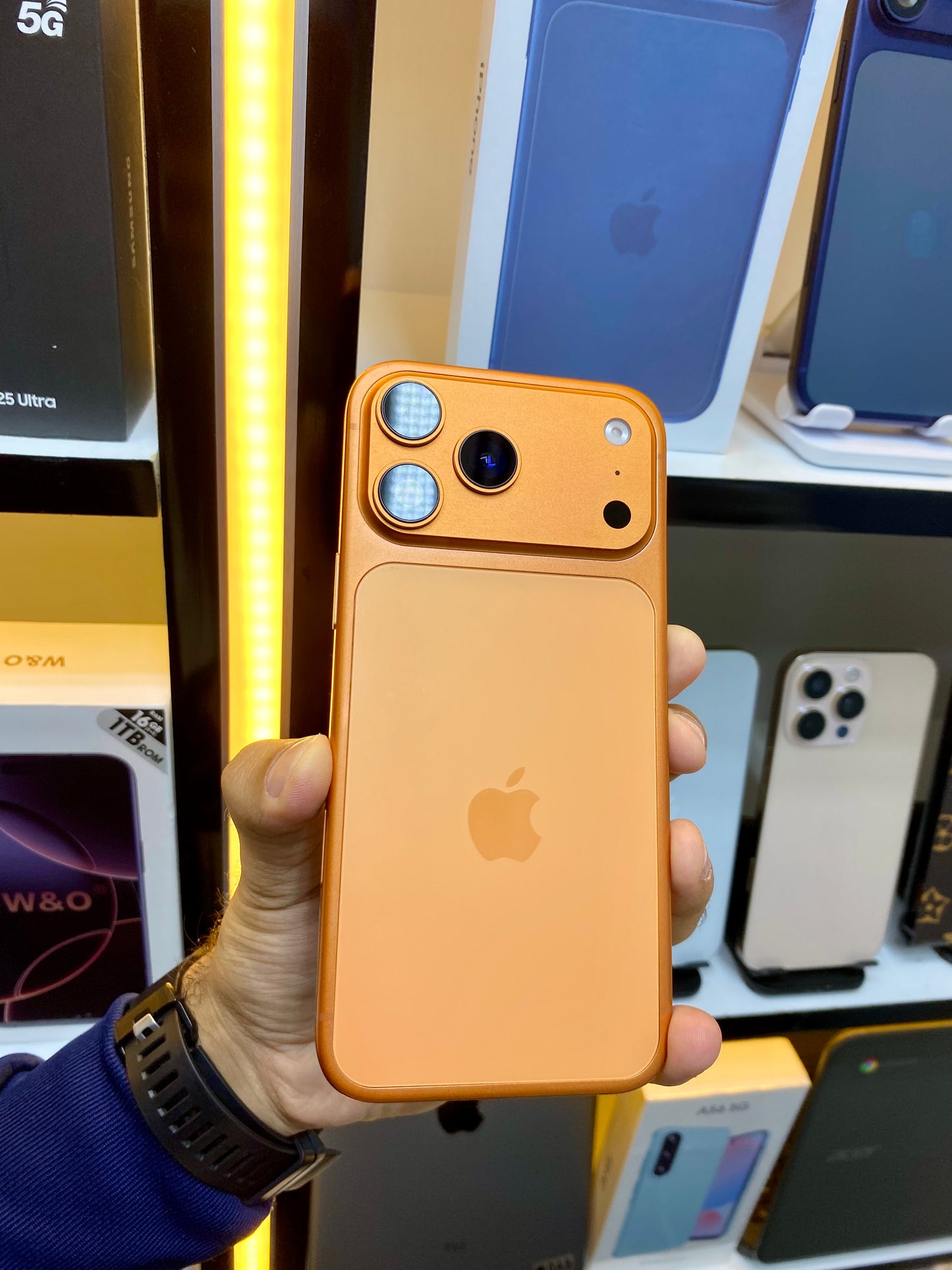 Iphone 17 Pro Max | Master Clone | One Year Warranty