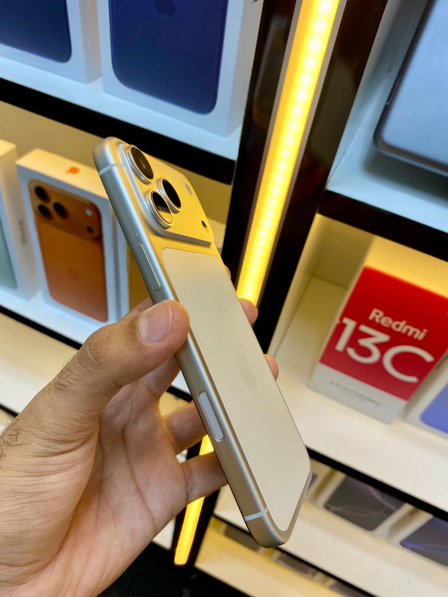 Iphone 17 Pro Max | Master Clone | One Year Warranty